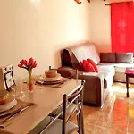 Modern In - 65 Sqm - Mountain View Appartamento