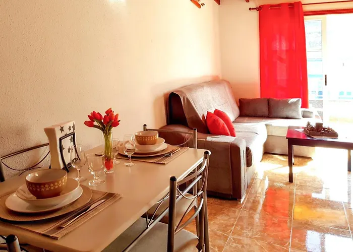 Modern Mountain View Apartment